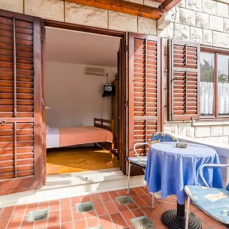 Vujovic - Studio With Terrace Appartamento